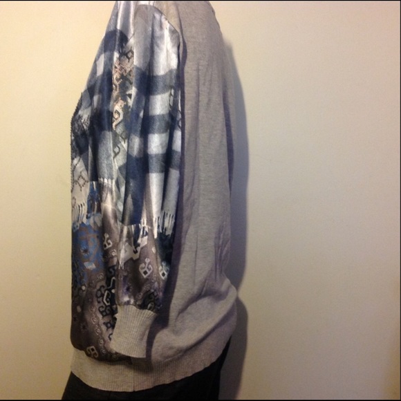 Top - Picture 3 of 4